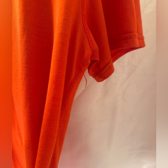Brooks Mens Shirt Small Orange T Shirt Never Worn See Description - Picture 3 of 5